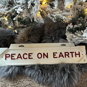 NWT Hearth & Hand metal peace on earth sign.